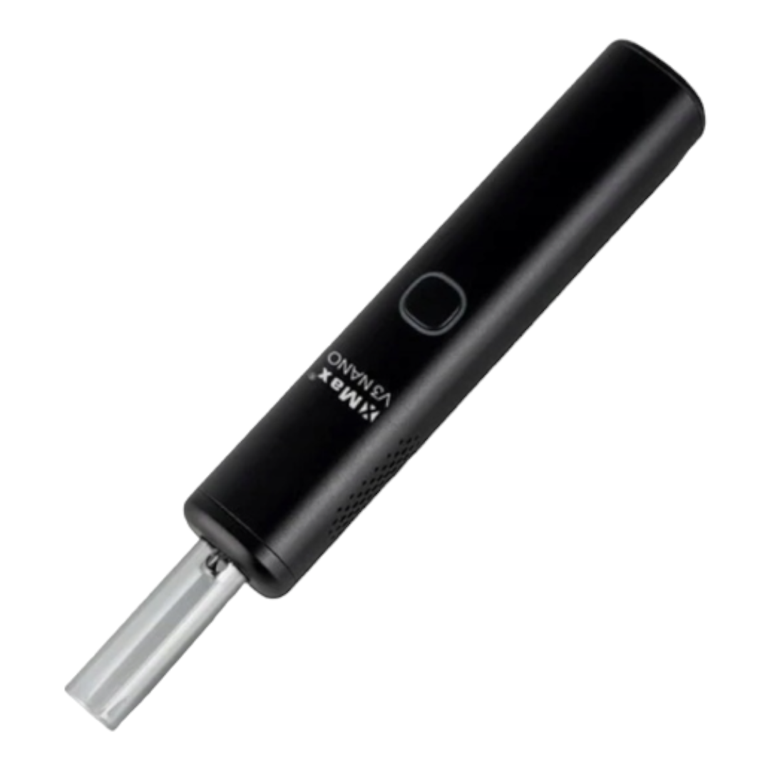 XMAX V3 NANO под углом на поверхности